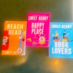 EMILY HENRY BOOKS - 
Book lovers , Happy Place, Beach read